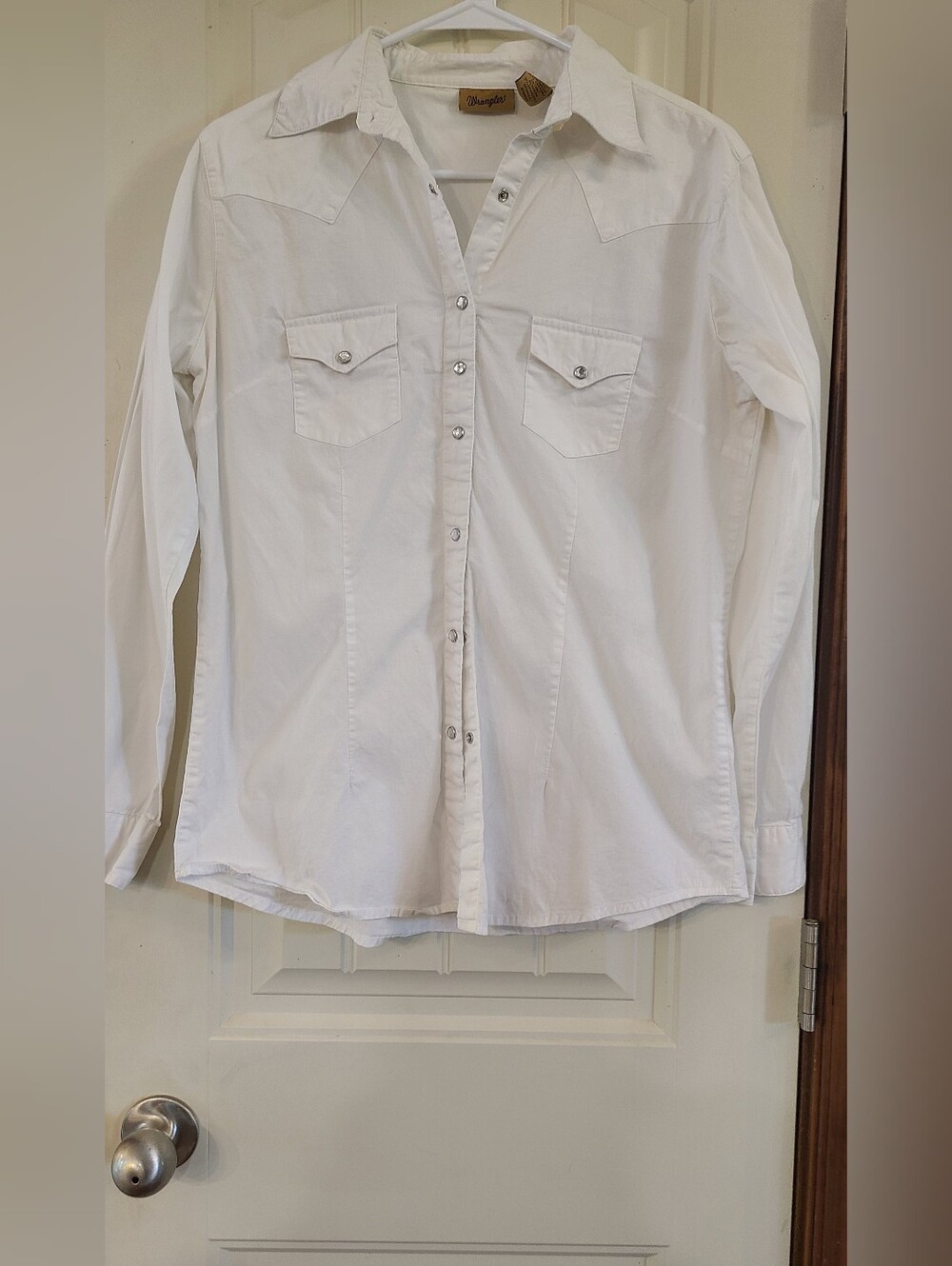 Women's Wrangler White Fitted Long Sleeve Western Snap Shirt Size M